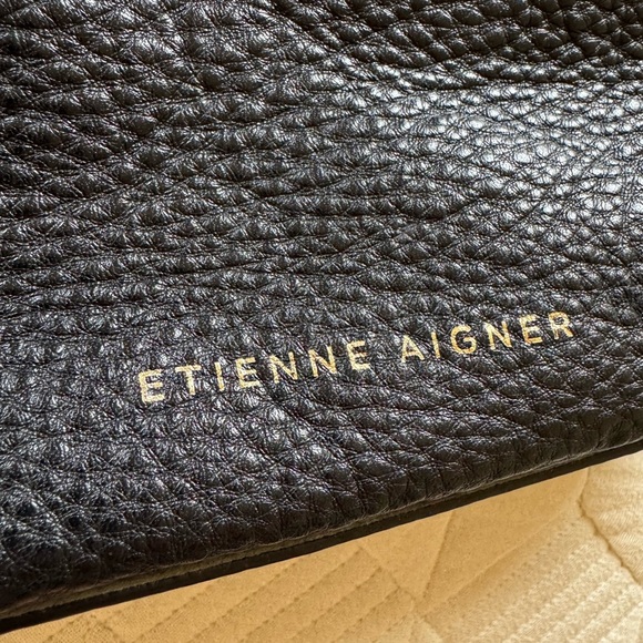 ETIENNE AIGNER BLACK LEATHER LARGE HOBO BAG - Picture 3 of 8